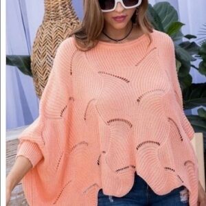 Main Strip peach Women's Knit scalloped sweater size small